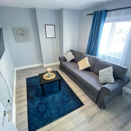 Large 1-Bedroom Flat, 5 Guest, London - F4 Exterior foto